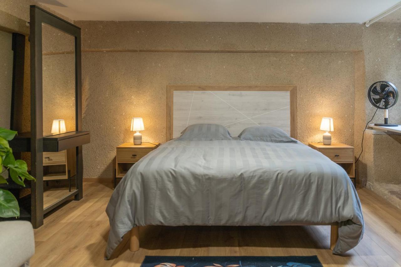 Le Place Du Bourg Appartement T2 Centre Historique Rodez Zewnętrze zdjęcie